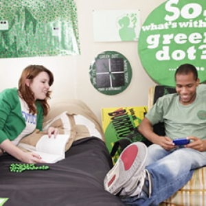 Decorate rooms